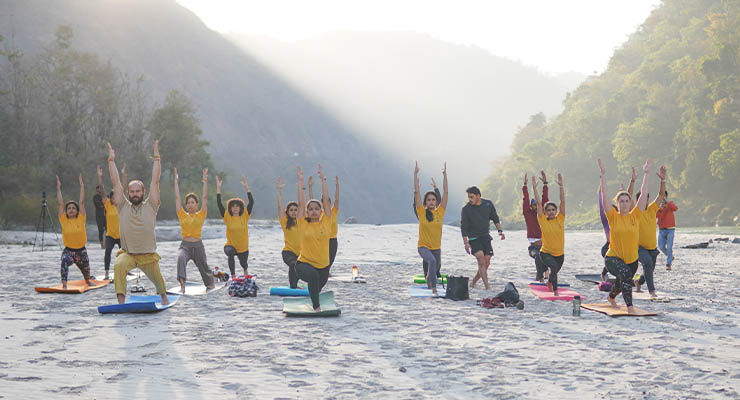 300-hours-yoga-ttc-rishikesh-india